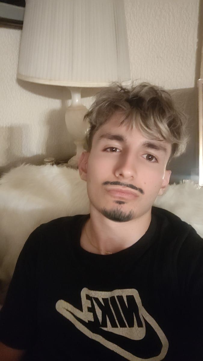 Profil von Belkacem